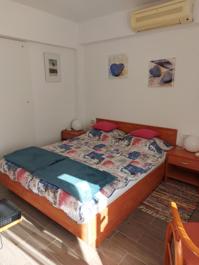 Mala Placa 센 외부 사진